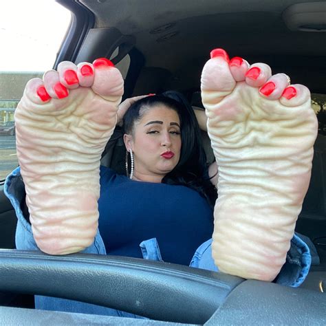 Feetbyrtr Bbw Latina Goddess Aka Ruthsoftsoles playlist